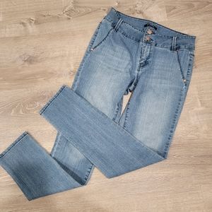Like New Skinny d.jeans!